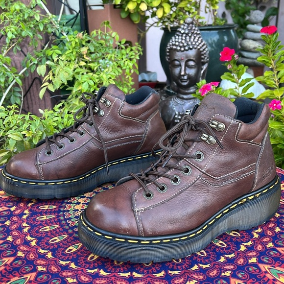 🏴 Dr. Martens MIE Chunky Vintage 7 Eye Platform Ankle Boots UK 7 - Picture 5 of 17